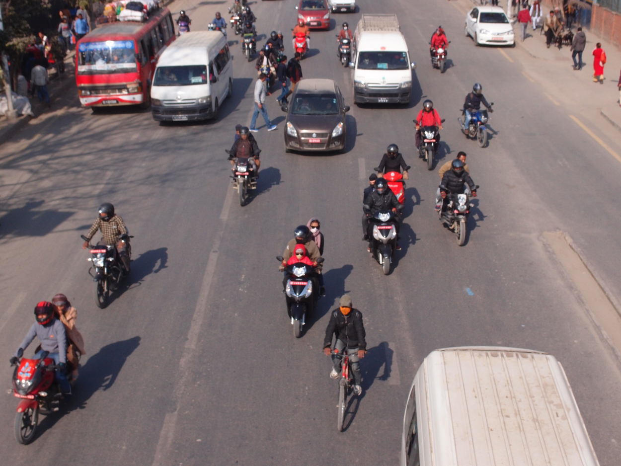 2018-01-18 14 Uhr - Putali Sadak, Bhaktapur Sadak, Khulla Murch Park (Foto, Video) 